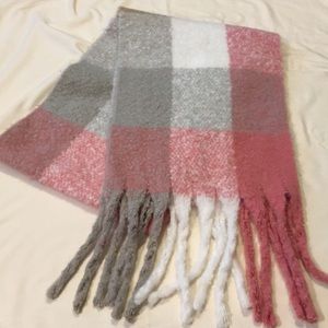 Express scarf